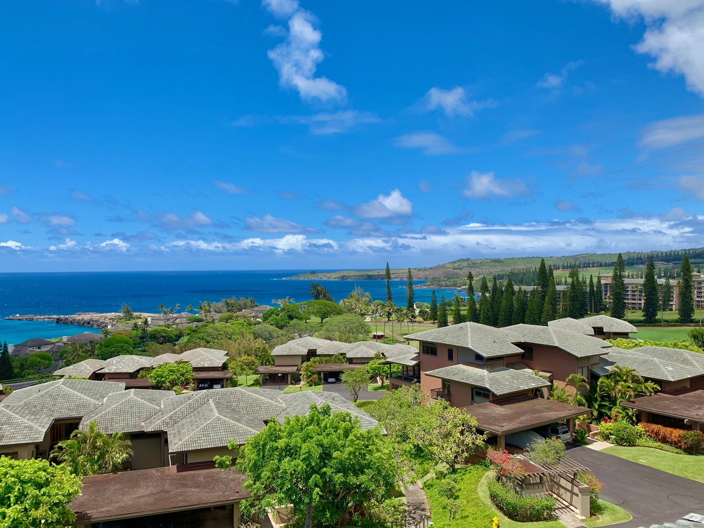 Lahaina Vacation Rentals, Kapalua Ridge 1622 - Enjoy stunning ocean and resort views from the lanai, perfect for a morning coffee or relaxing in the afternoon breeze.