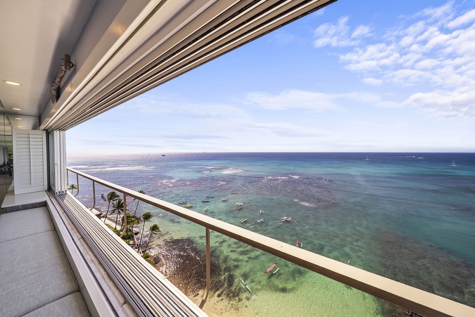 Honolulu Vacation Rentals, Kaimana Tides at Colony Surf - Witness the endless ocean views from your private retreat, where turquoise waters and gentle waves create the perfect backdrop for your morning coffee.