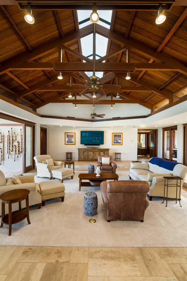 Kamuela Vacation Rentals, Champion Ridge 7 - Thoughtful design and island-inspired decor fill the open-concept lounge with warmth and sophistication.