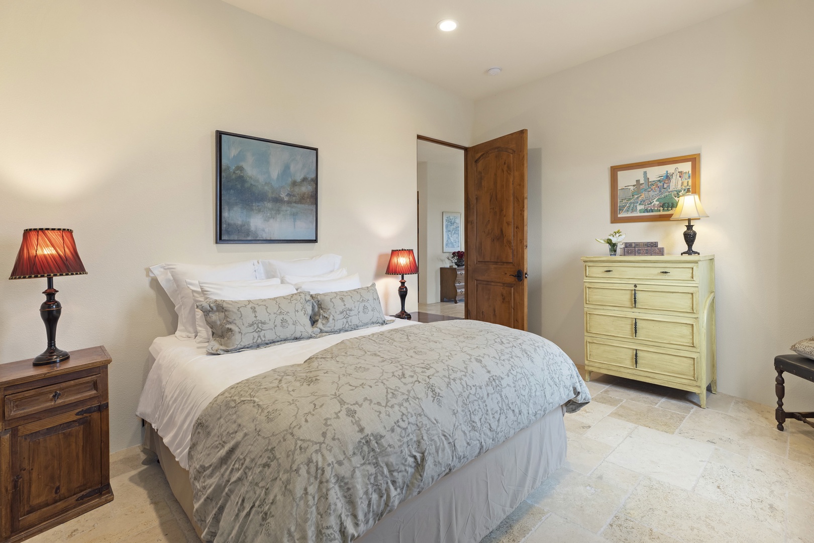 Fairfield Vacation Rentals, Villa Capricho - Guest House bedroom with queen bed