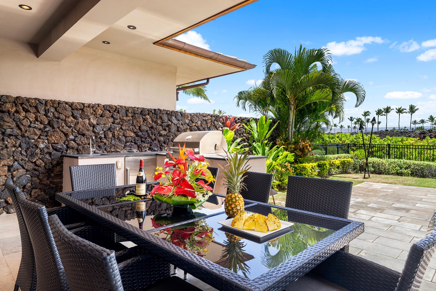 Kamuela Vacation Rentals, Laule'a Ohana Retreat - Enjoy sunset dinners in the outdoor dining area surrounded by tropical beauty at Laule'a #14.