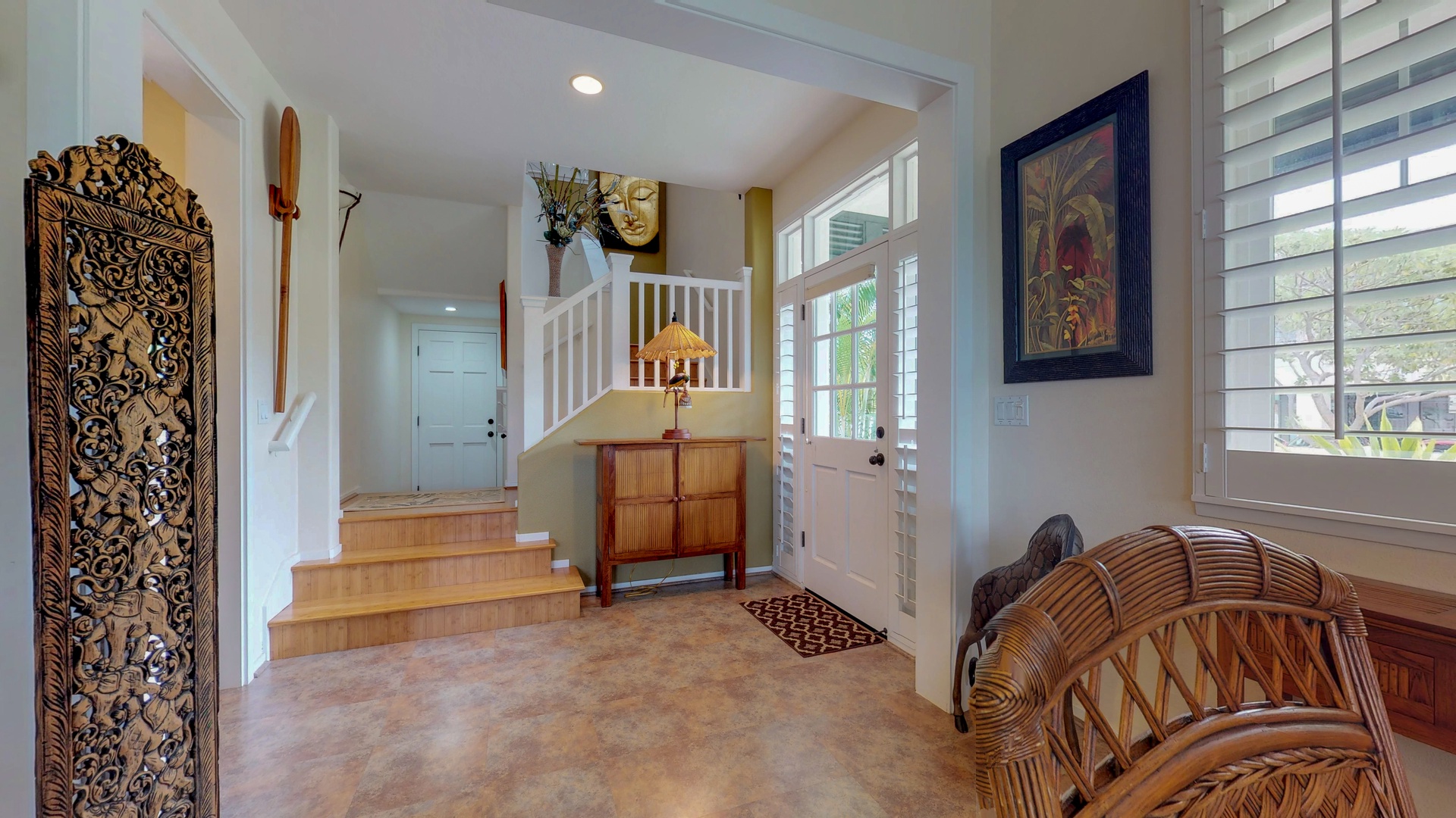 Kapolei Vacation Rentals, Coconut Plantation 1080-1 - A view of the stairs and entry area to the home.