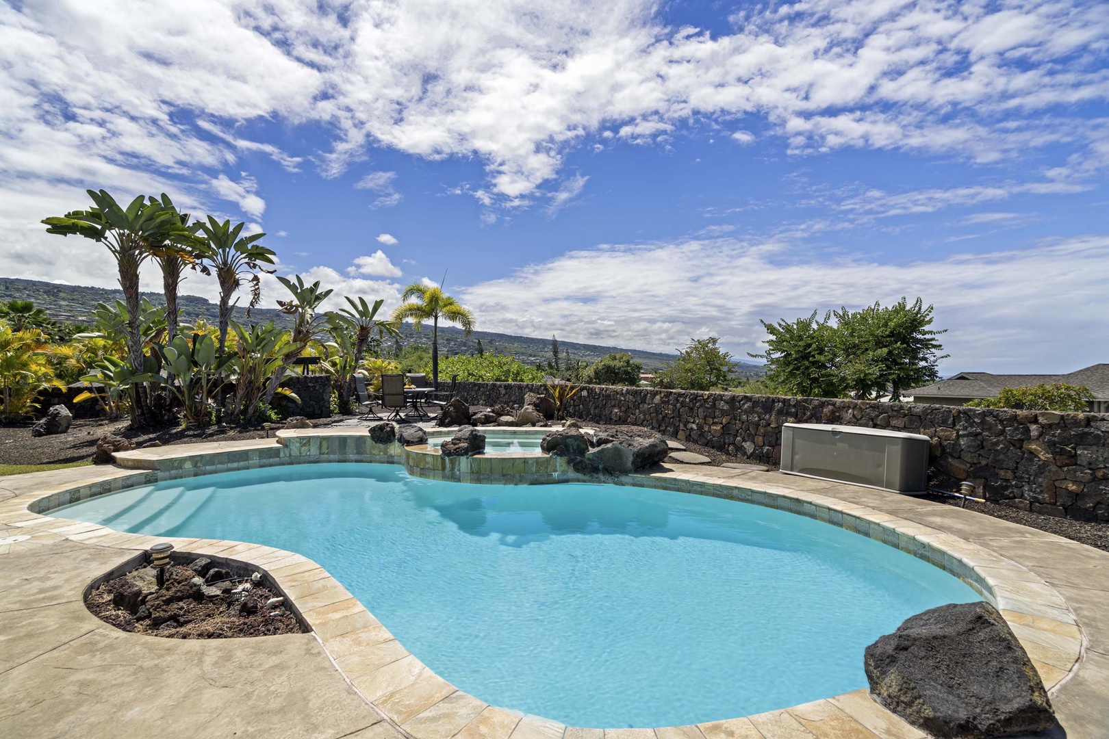 Kailua Kona Vacation Rentals, Kahakai Estates Hale - Take a dip under the Hawaiian sun.
