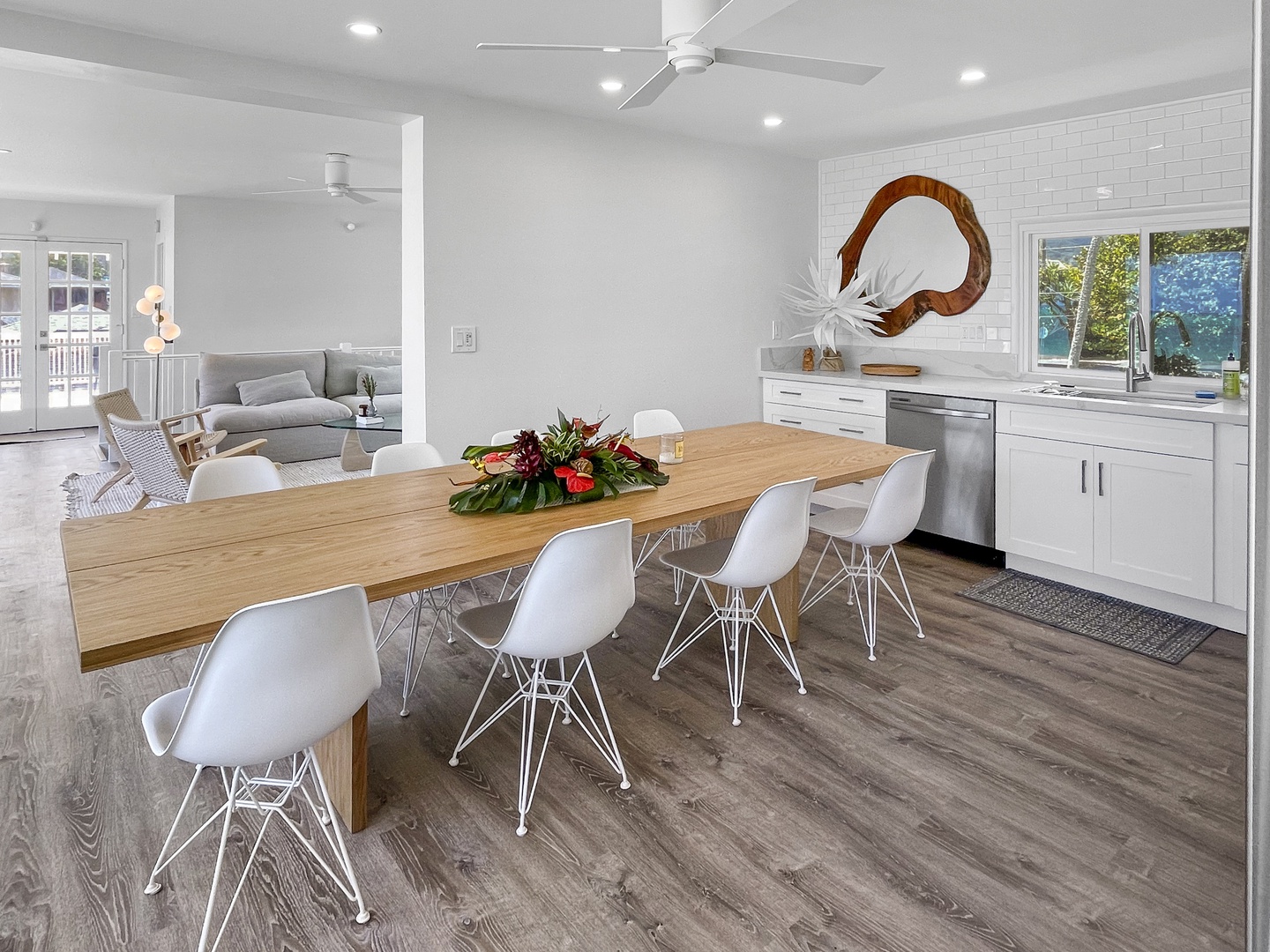 Waimanalo Vacation Rentals, Hale Waimanalo - Dining table
