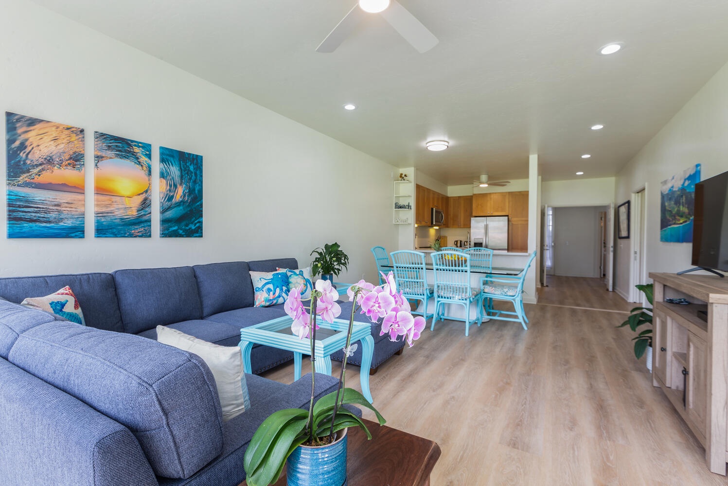 Princeville Vacation Rentals, Emmalani Court 414 - Common space is drenched in gorgeous, natural light