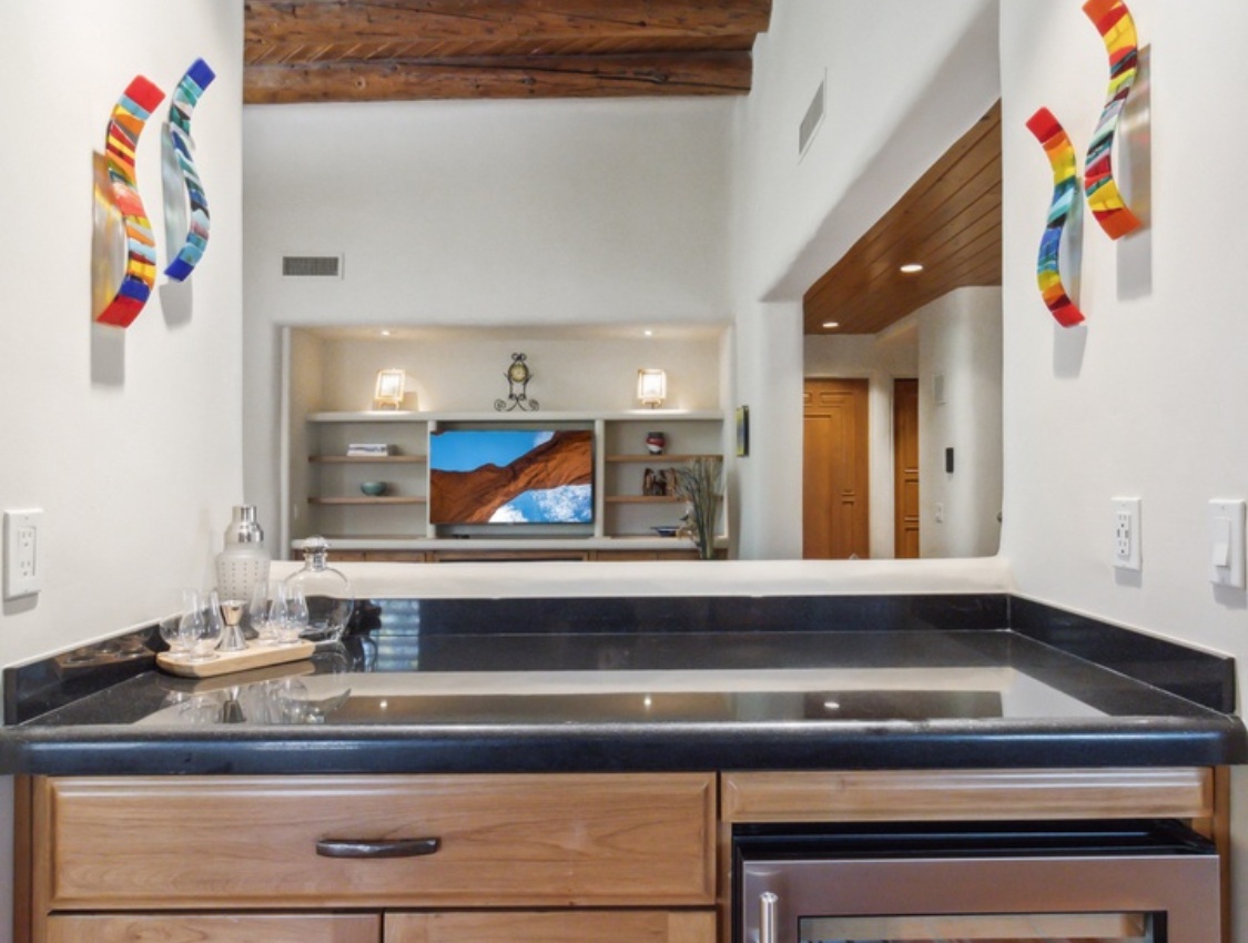 Scottsdale Vacation Rentals, Boulders Hideaway Villa - Second Guest bathroom