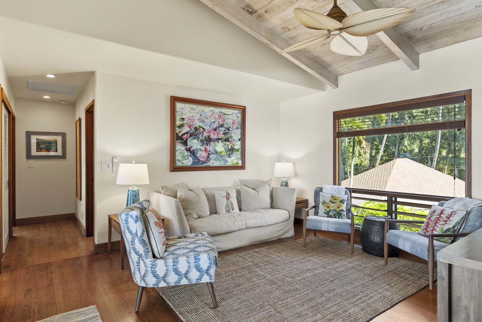 Haleiwa Vacation Rentals, Maluhia Beach House - Relax in the cozy sitting area with natural light and ocean breezes flowing through the windows.