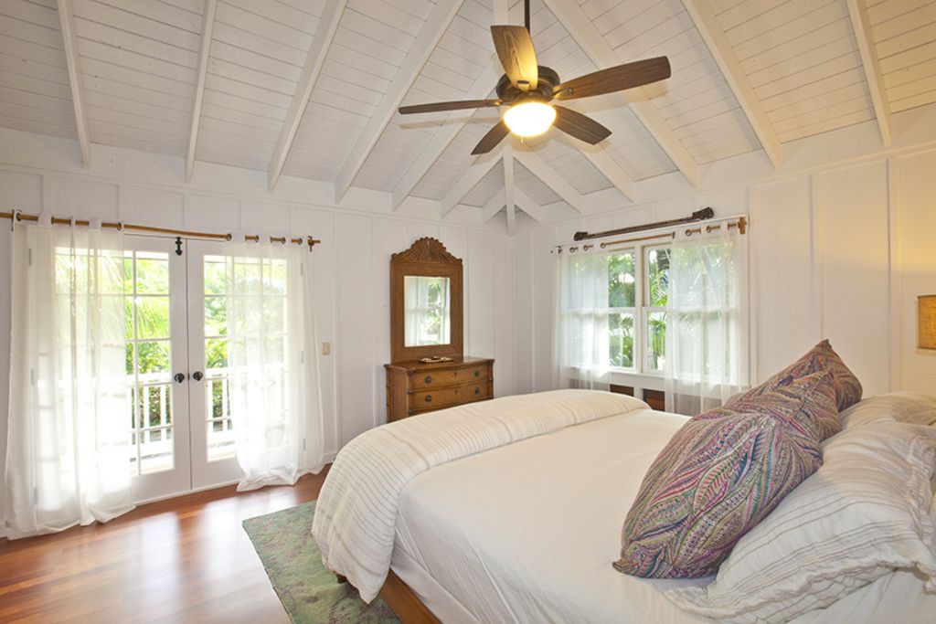 Hanalei Vacation Rentals, Holo Makani Beach House TVNC # 5141* - Primary bedroom #2