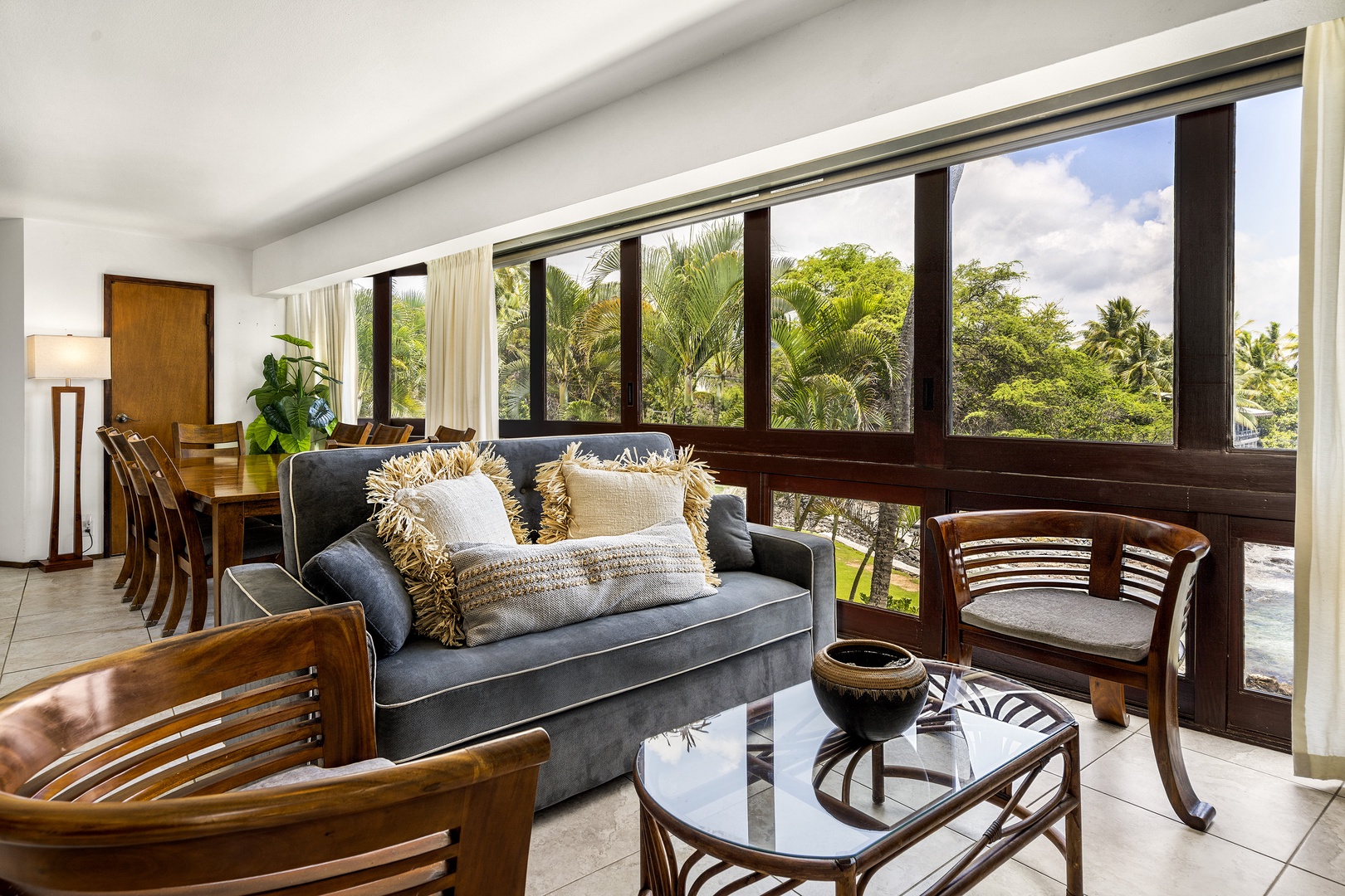 Kailua Kona Vacation Rentals, Kona's Shangri La - Second floor living room with Double sized sleeper sofa