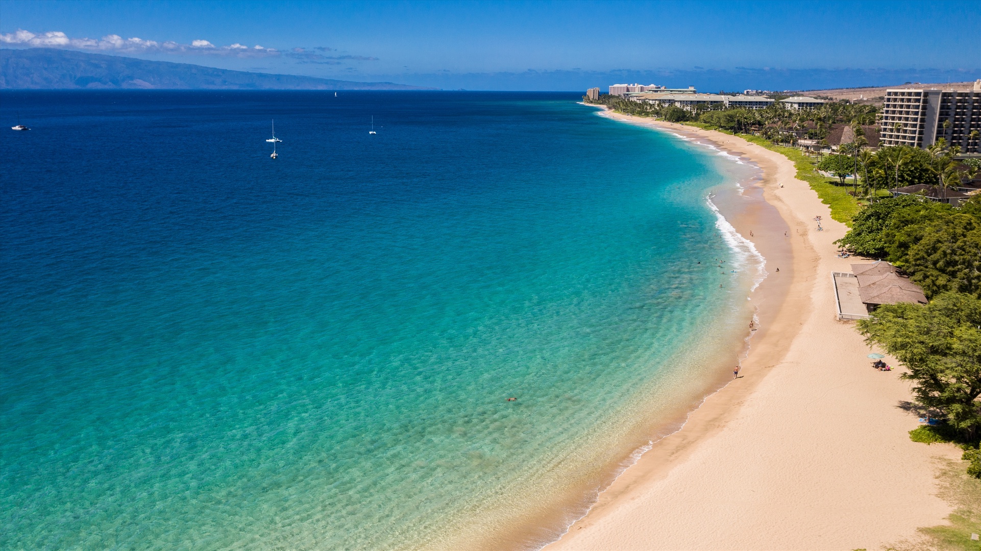 Kaanapali Vacation Rentals, Sea Shells Beach House on Ka`anapali Beach* - Located Directly on Kahekili Beach Park AKA "Airport Beach" just north of Ka'anapali