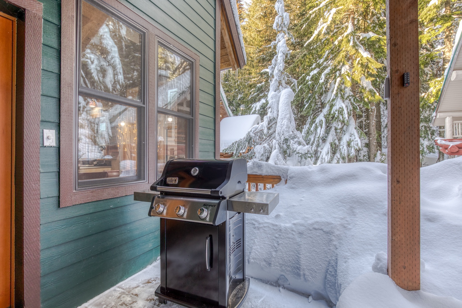 Government Camp Vacation Rentals, Glade Trail Lodge - BBQ