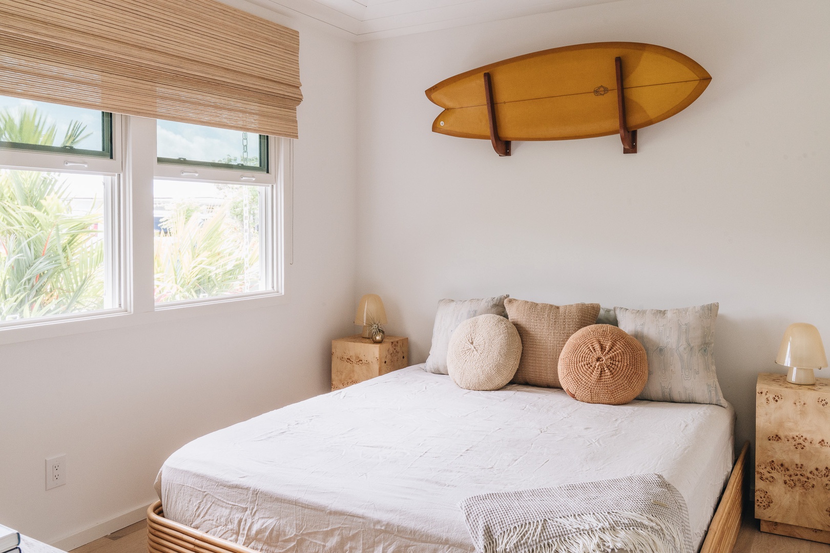 Honolulu Vacation Rentals, Surfside Bungalow** - Soft textures, natural light, and coastal-inspired design create a comfortable place to recharge.