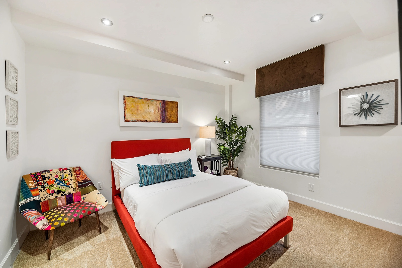 La Jolla Vacation Rentals, Montefaro in the Village of La Jolla - Third bedroom with queen bed nicely styled