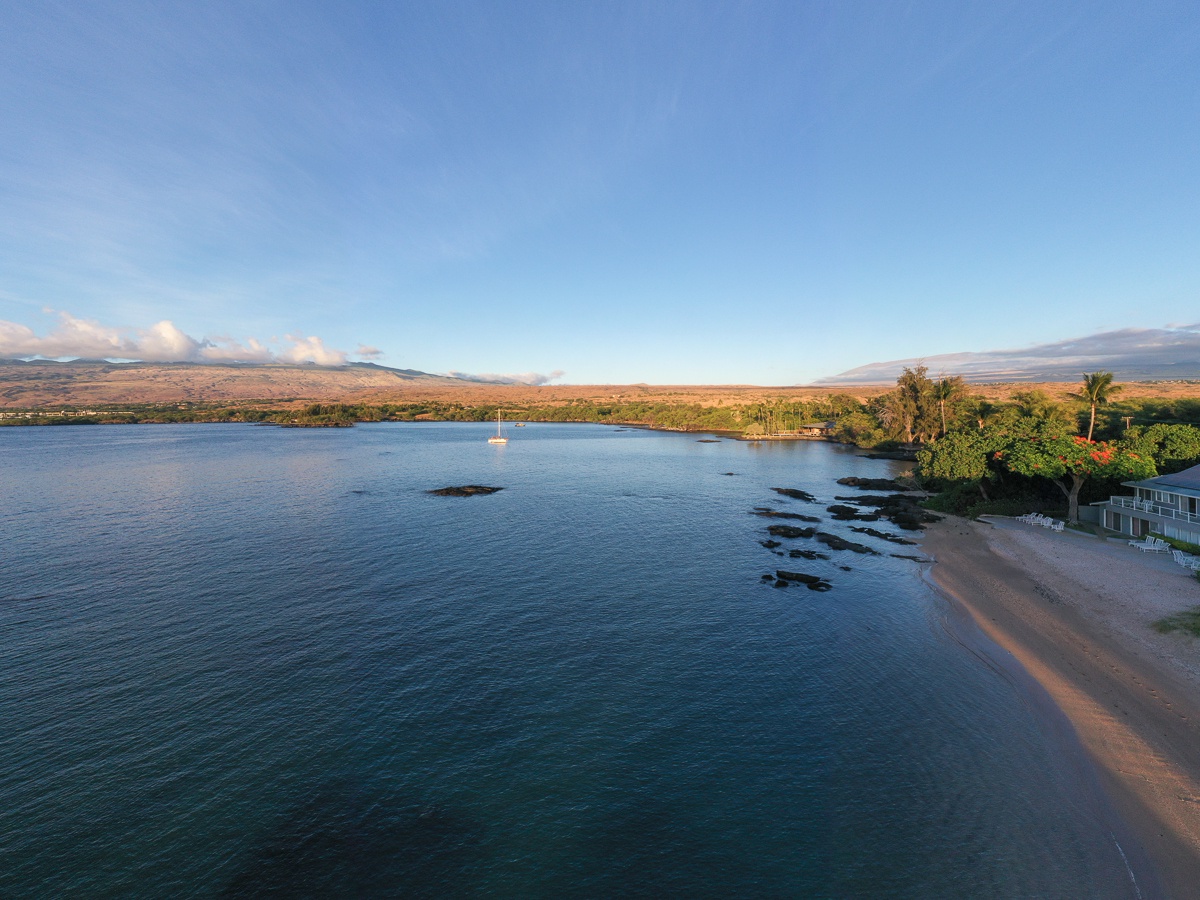 Kamuela Vacation Rentals, Puako Beach Getaway - Still waters!