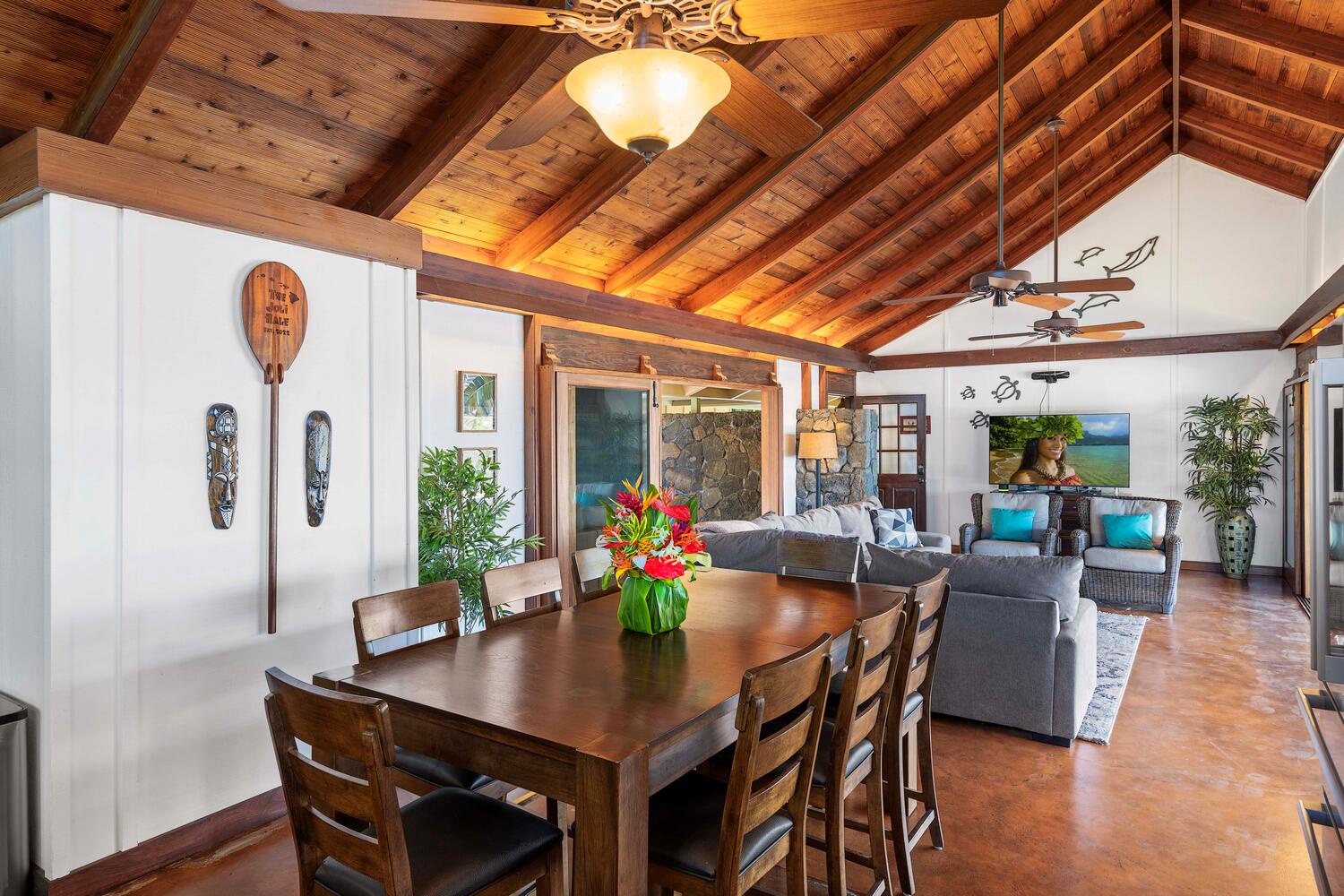 Kailua-Kona Vacation Rentals, Hale Joli - Spacious open-plan living and dining area with island charm.