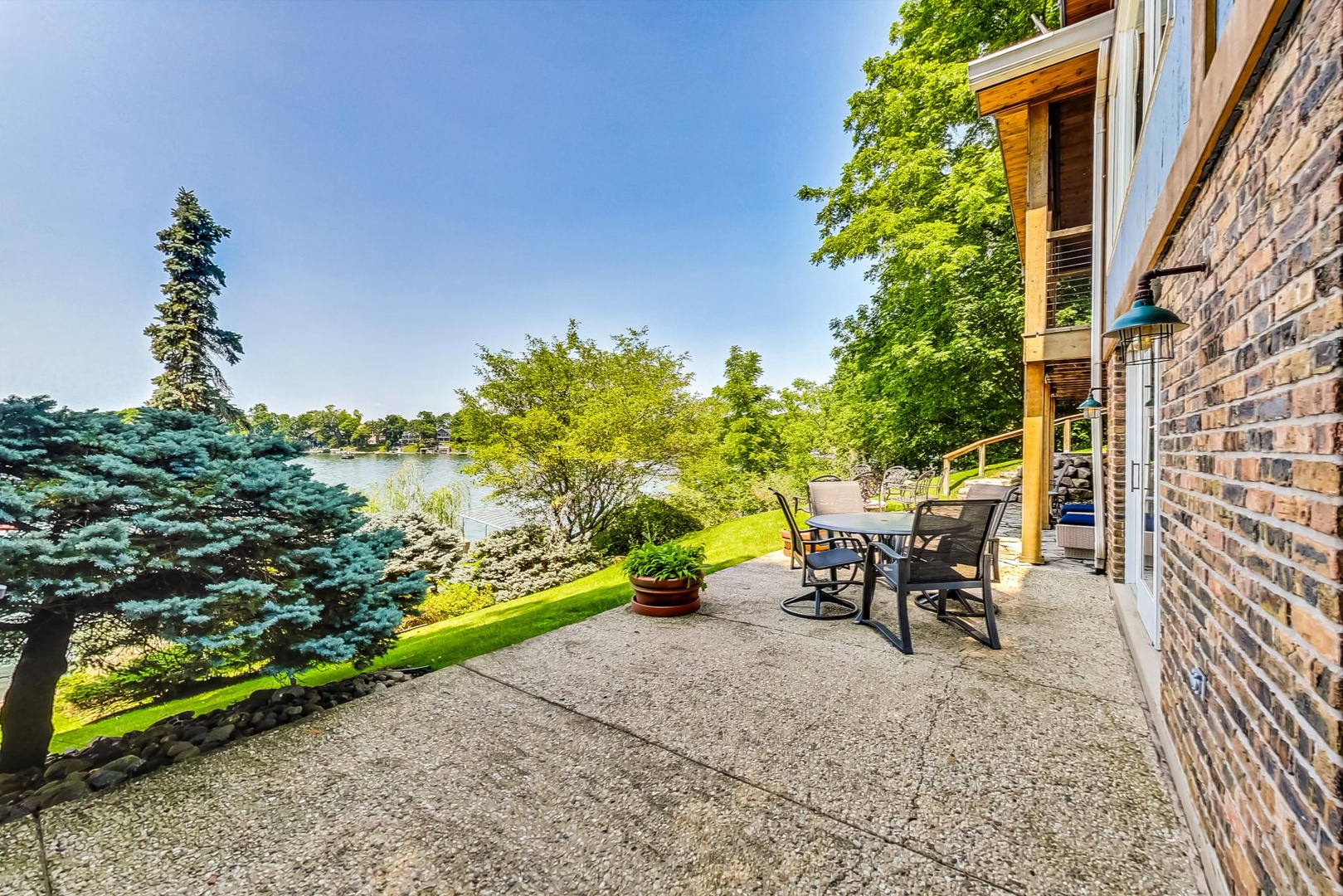 Gold Coast Getaway Patio with Lake Views