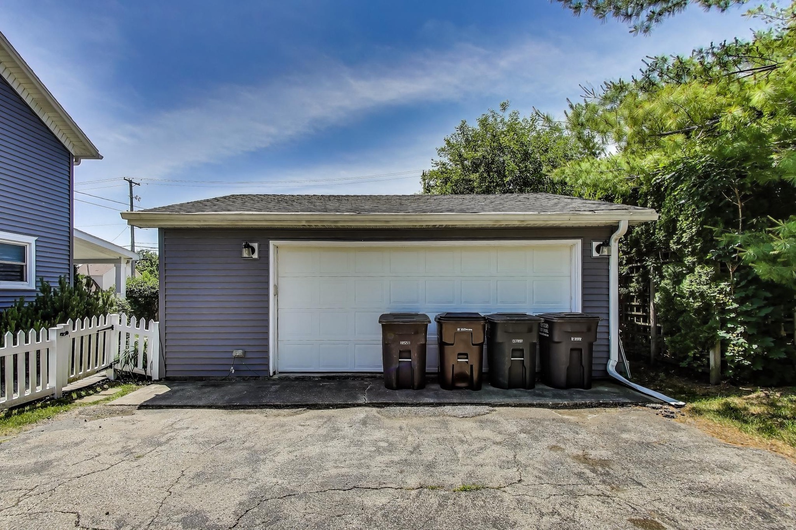 Driveway with Parking for 4 Vehicles