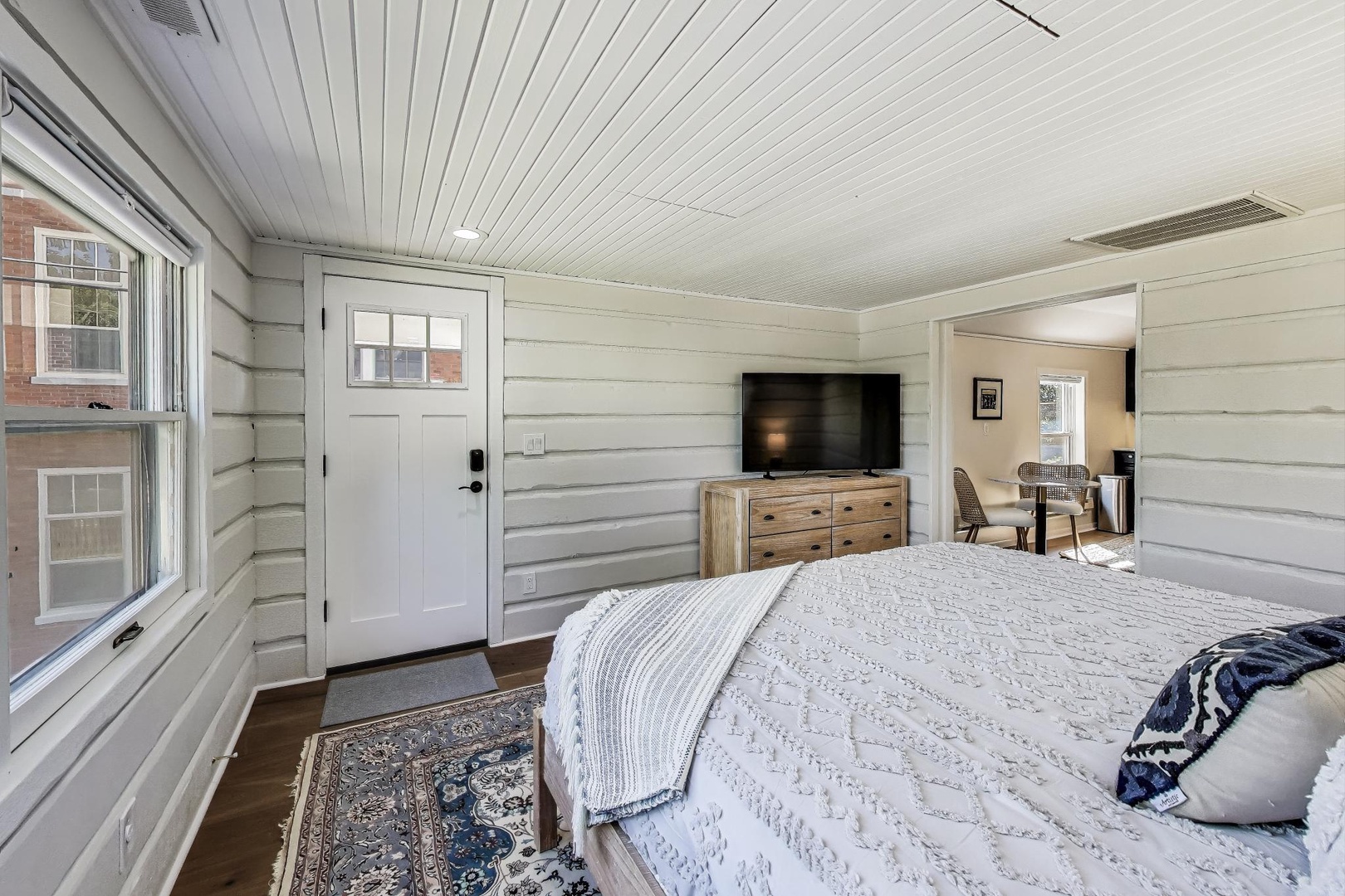Coach House King Bedroom