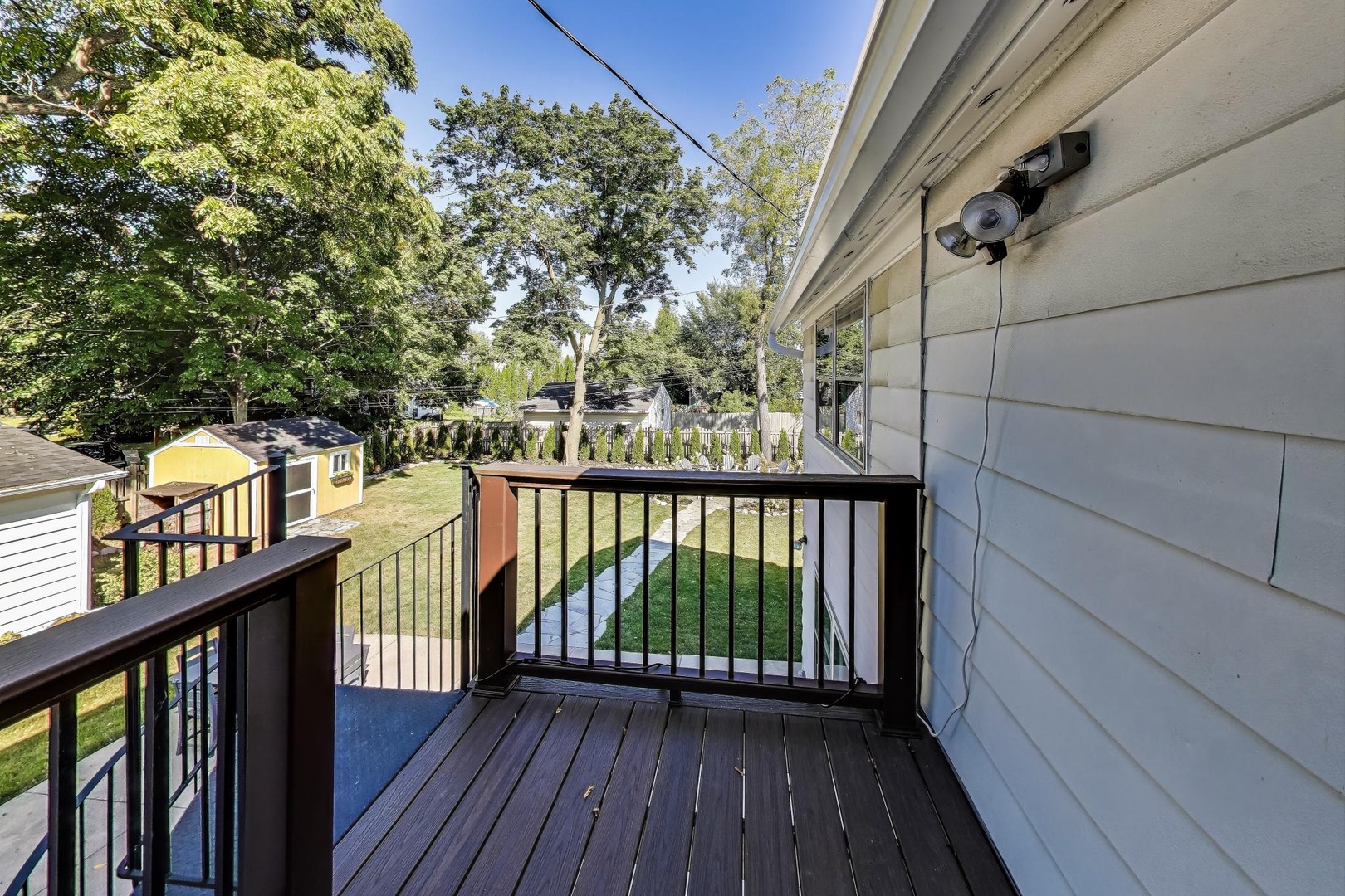 Coach House Patio Side Deck