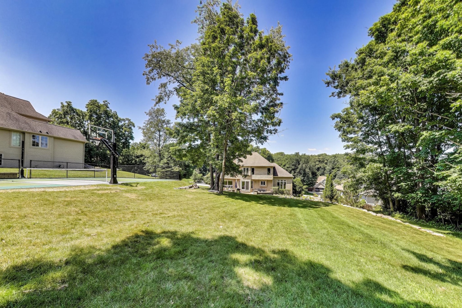 Extensive Backyard for Yard Games