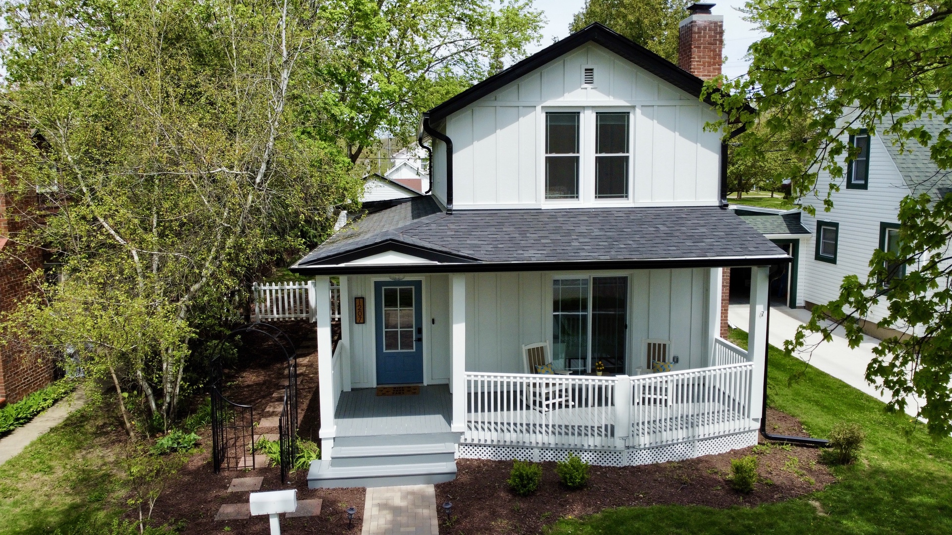 Downtown Lake Geneva Modern Farmhouse