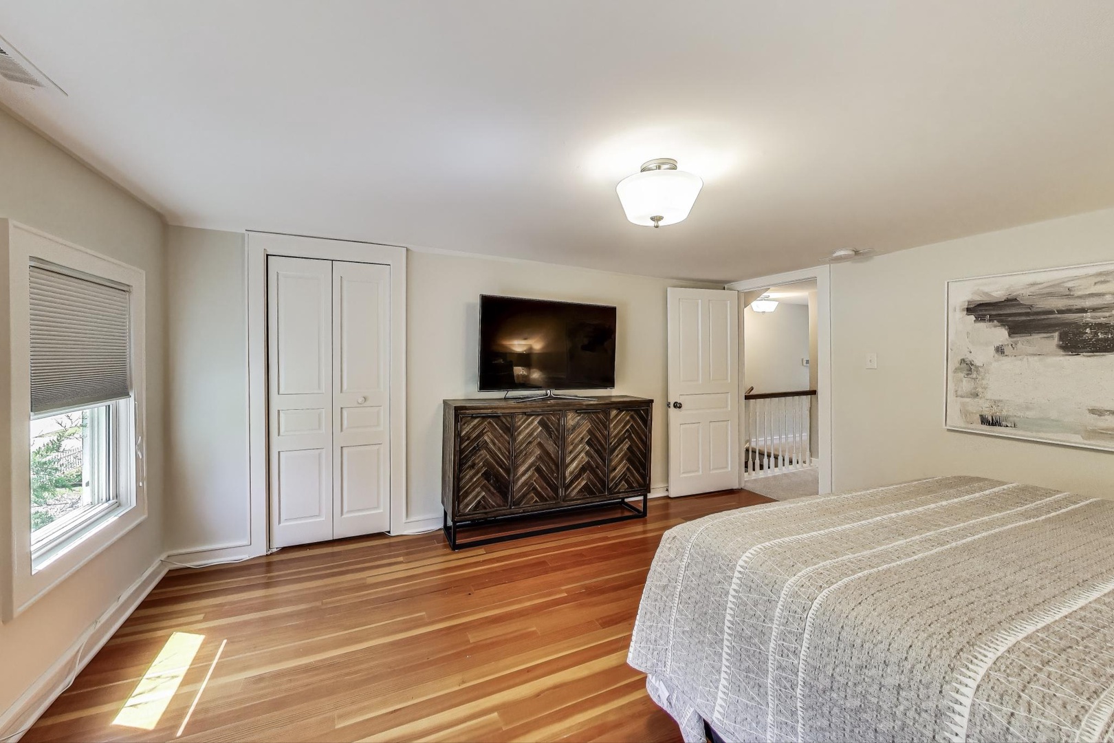 King Bedroom 1