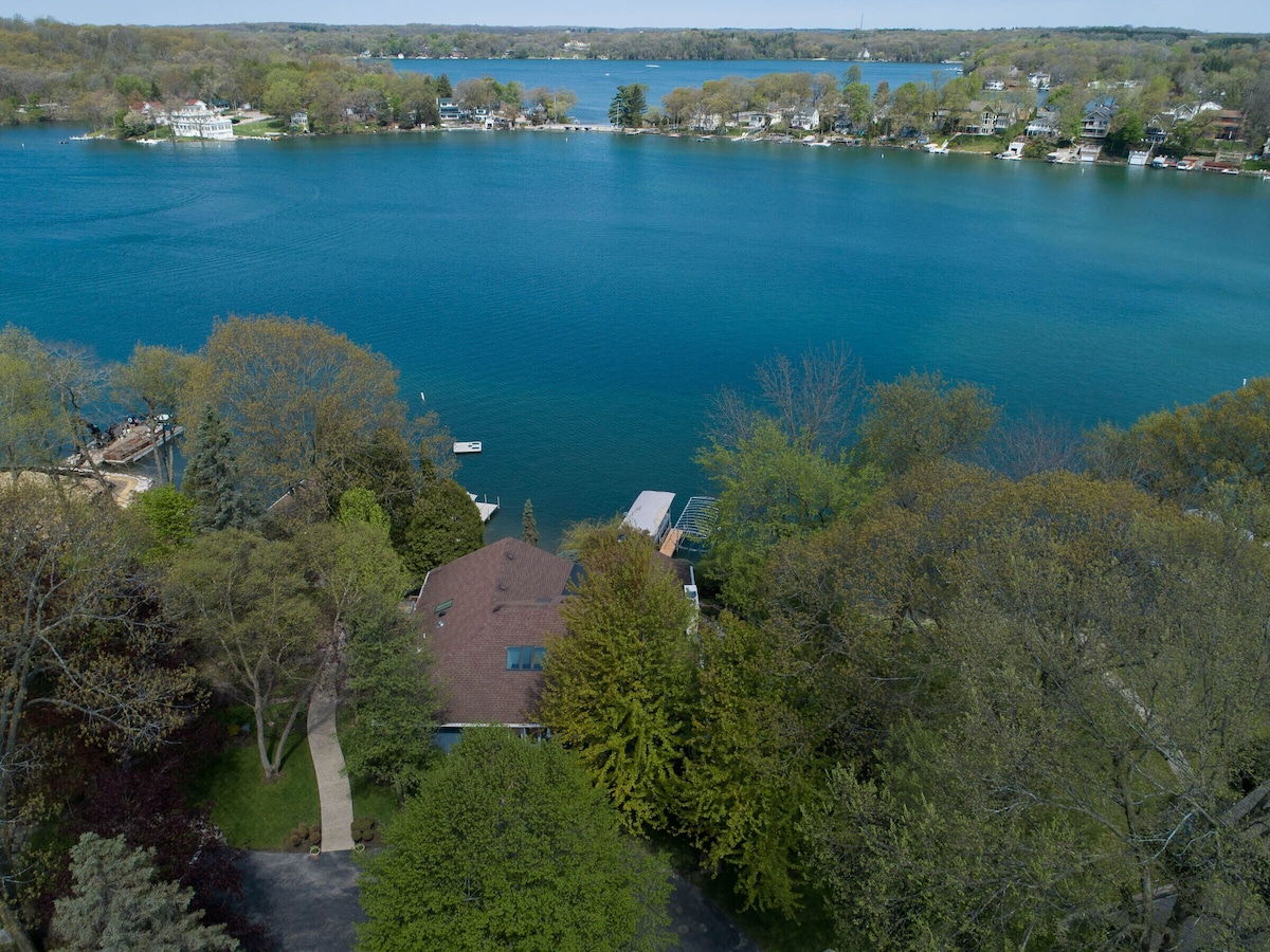 Beautiful views of Middle and Green Lake