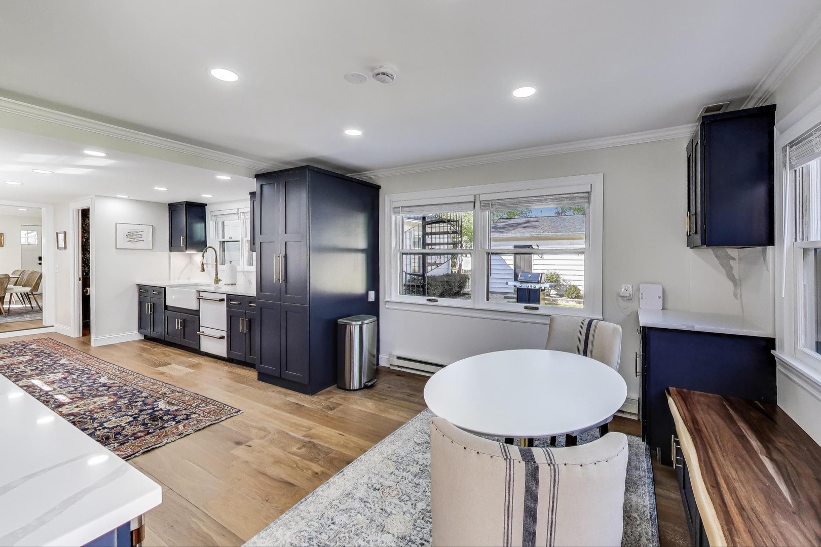 Eat-in Kitchen