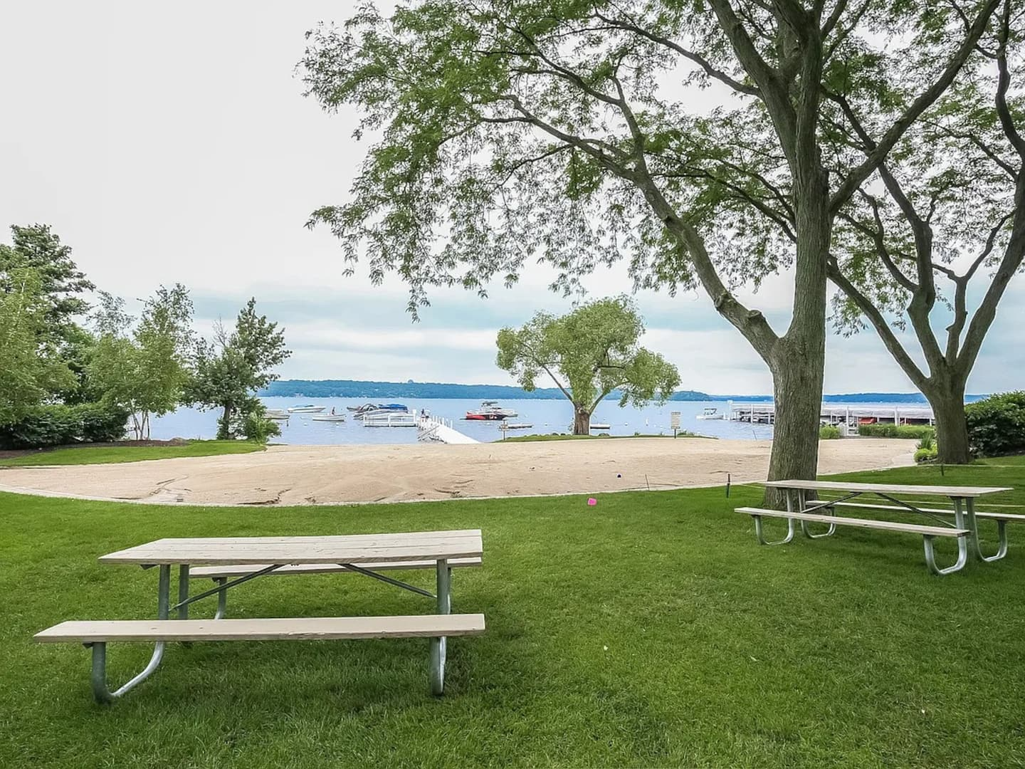 Abbey Springs Resort Private Lakefront