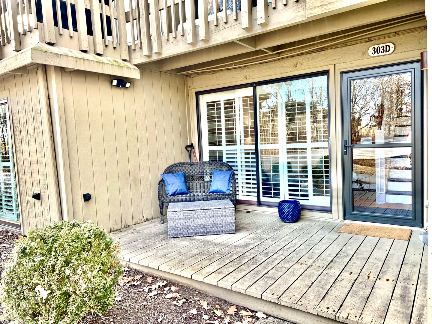 Front Deck Entry