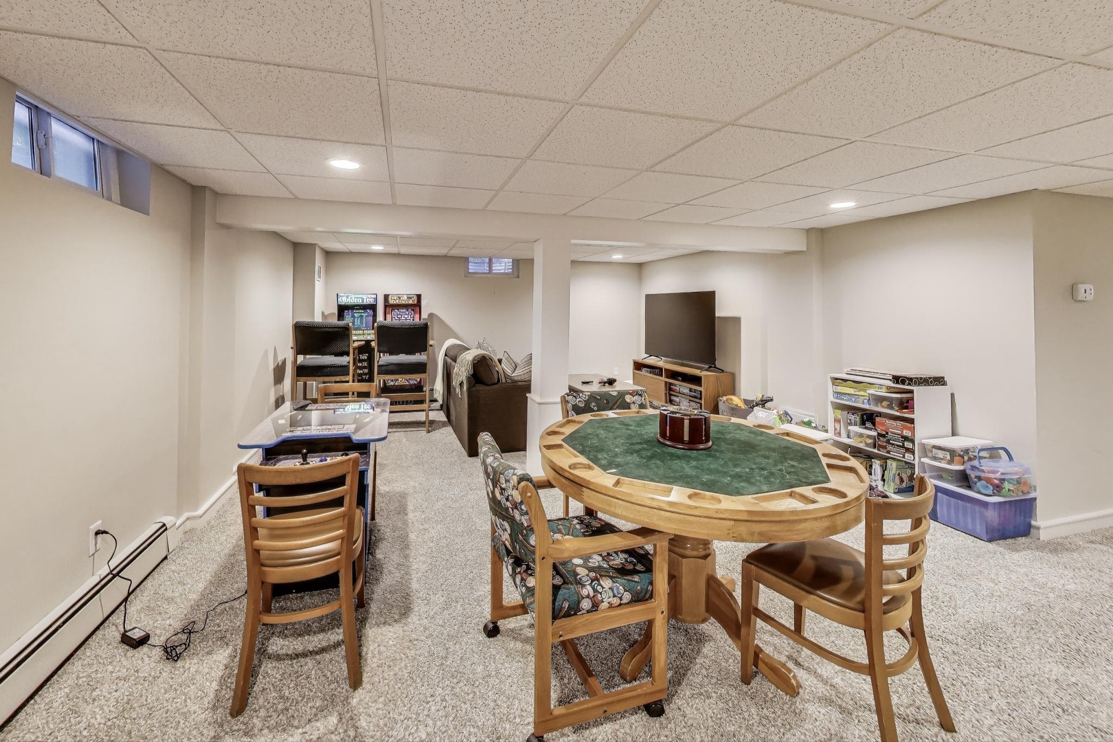 Arcade Games and Poker Table