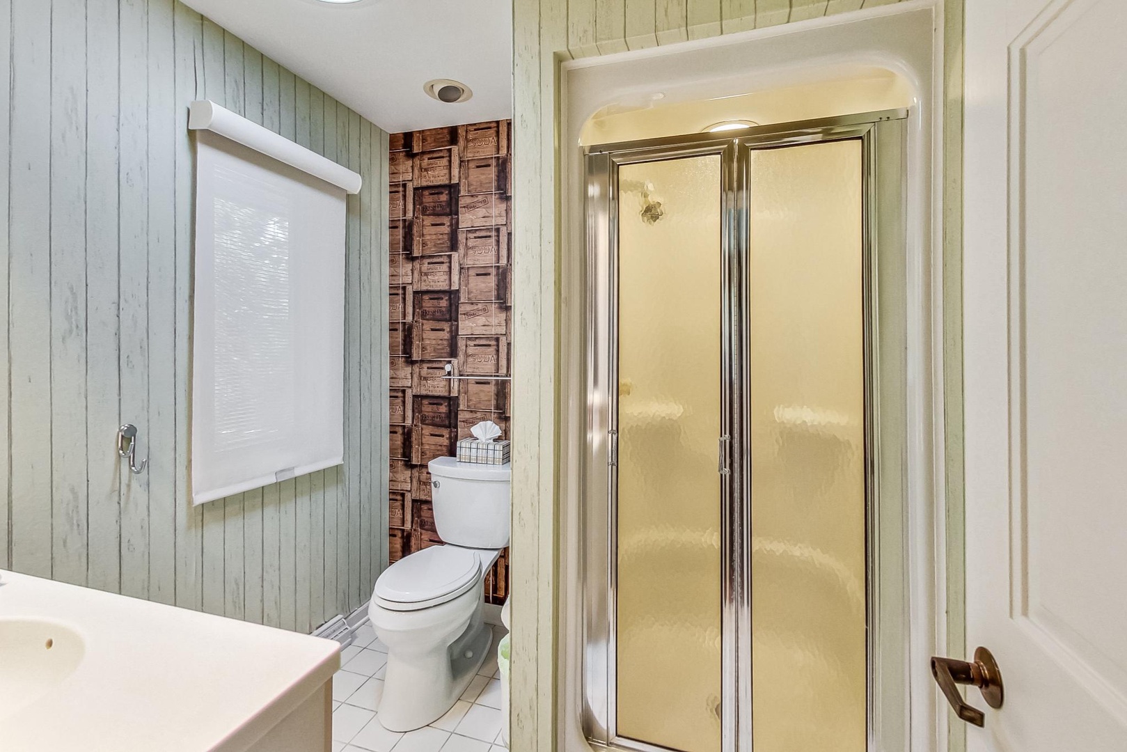 Bathroom with Walk-in Shower