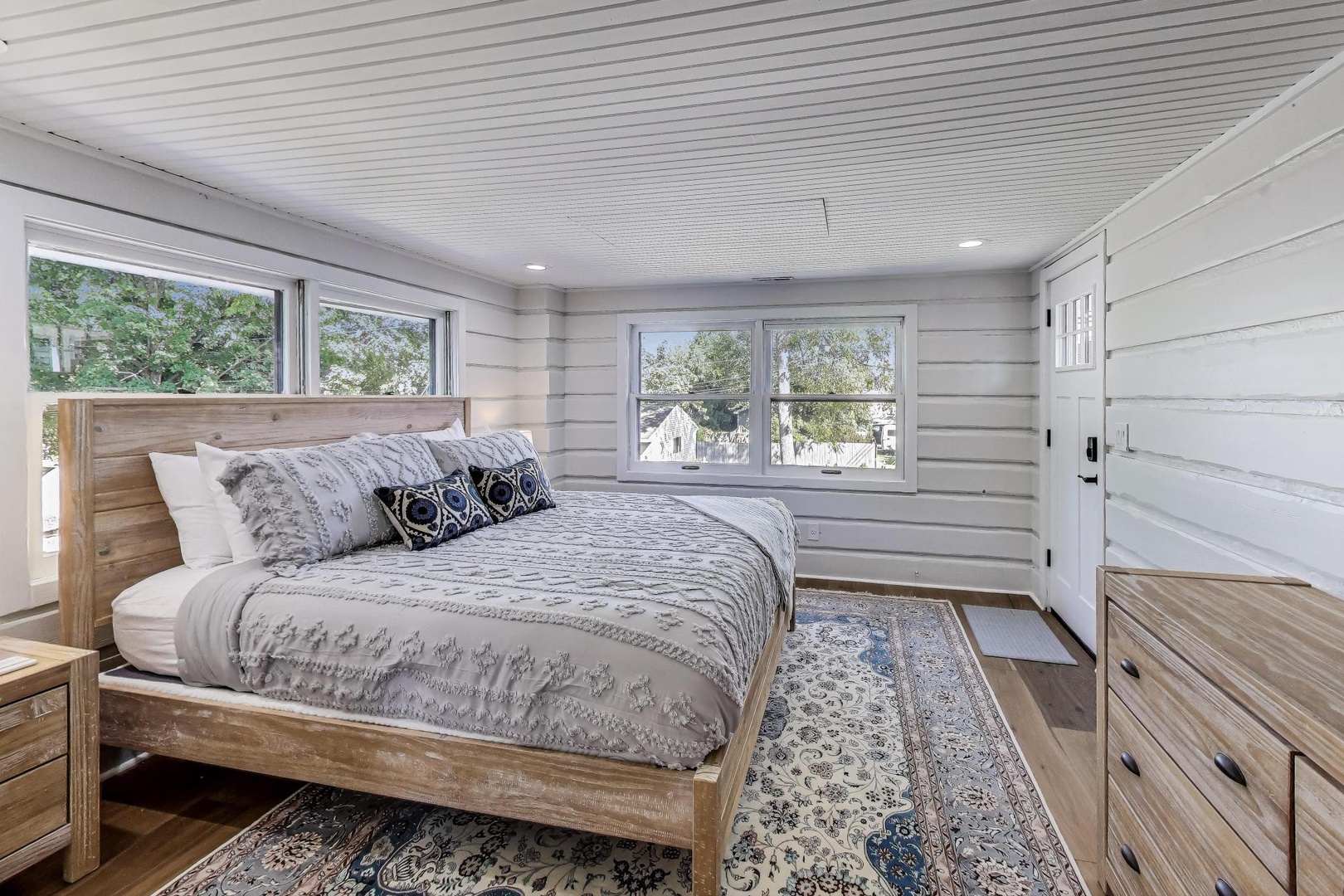 Coach House King Bedroom