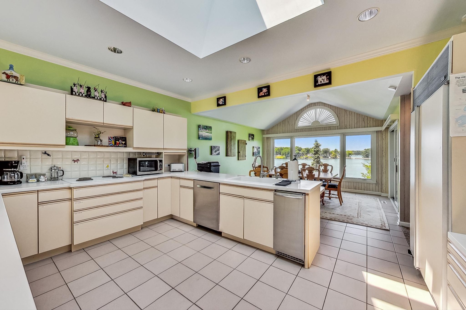 Open Kitchen with Lakeviews