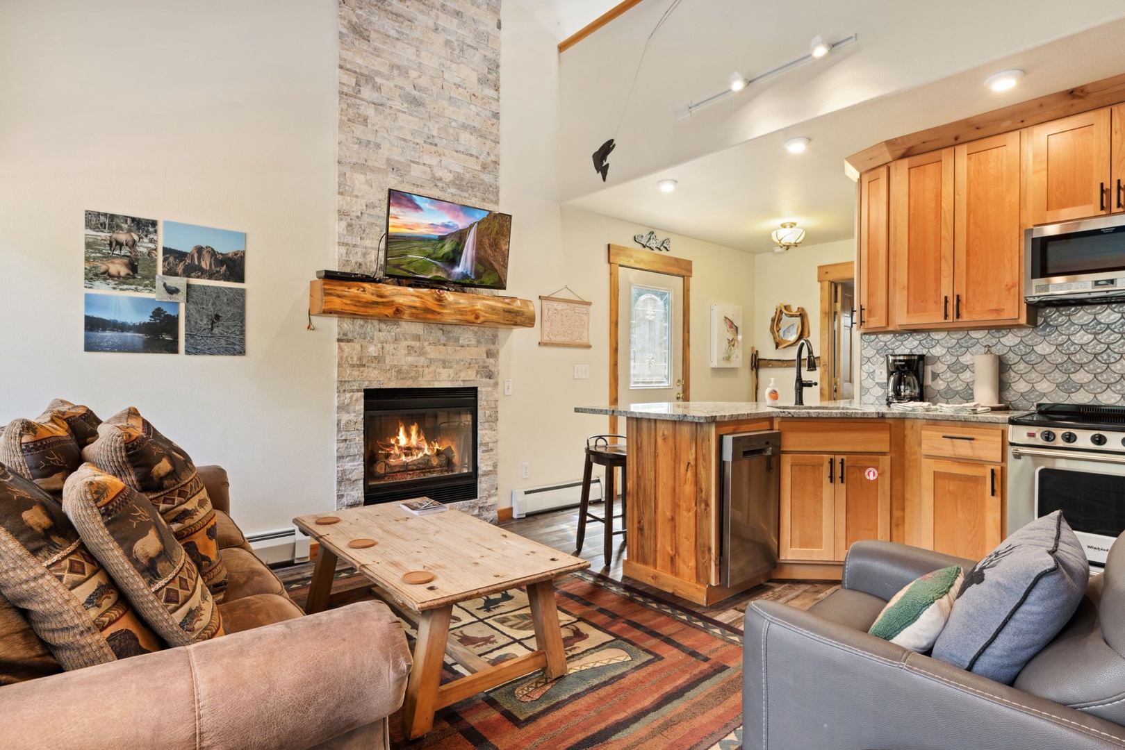 Creekside Suites 21 (HT)