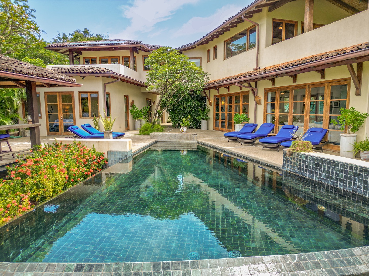 Casa Cay Luxury Beachfront in Hacienda Pinilla