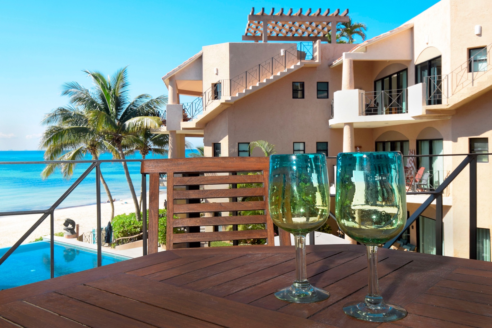 Oceanfront Condo in Luxurious Complex!