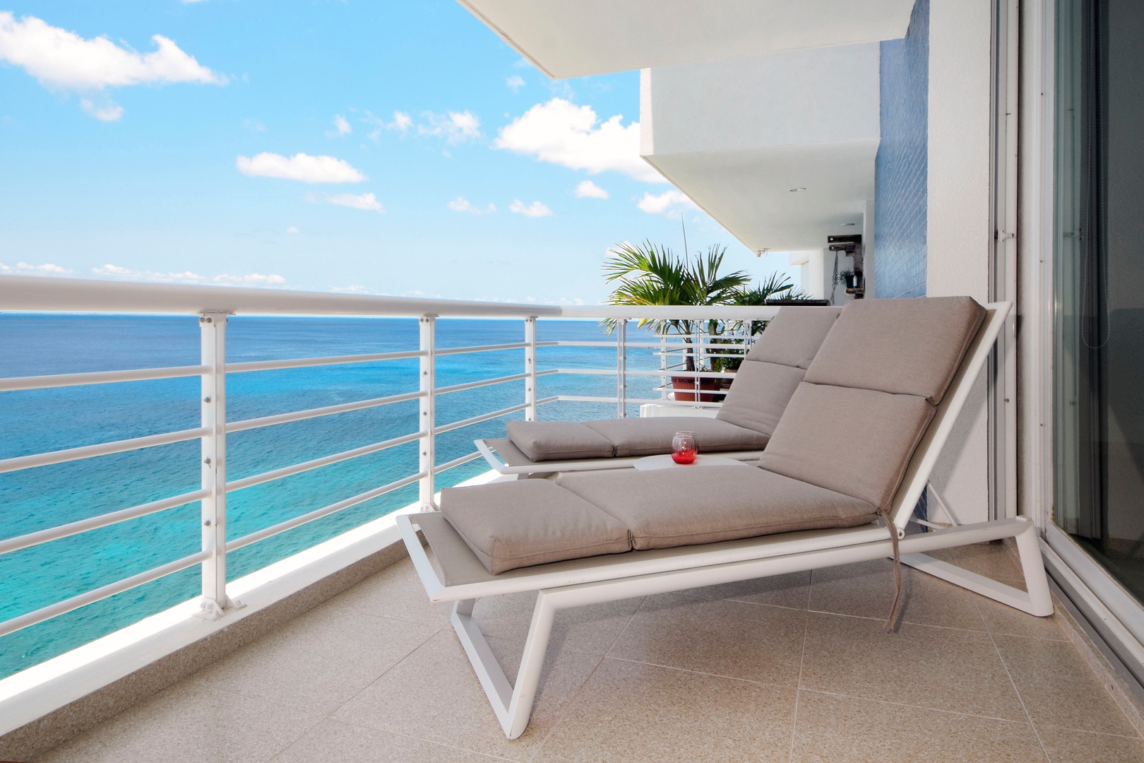 Oceanfront Condo w/ Sparkling Pool