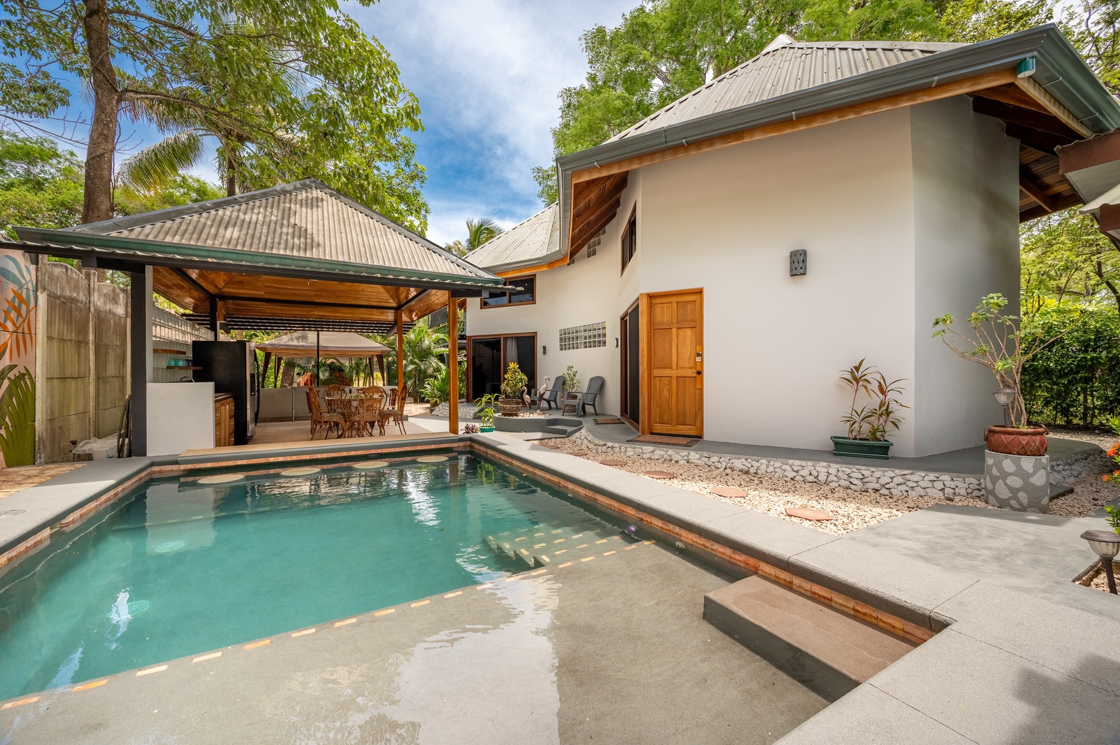 Bougainvillea Tropical Bungalows Unit 3