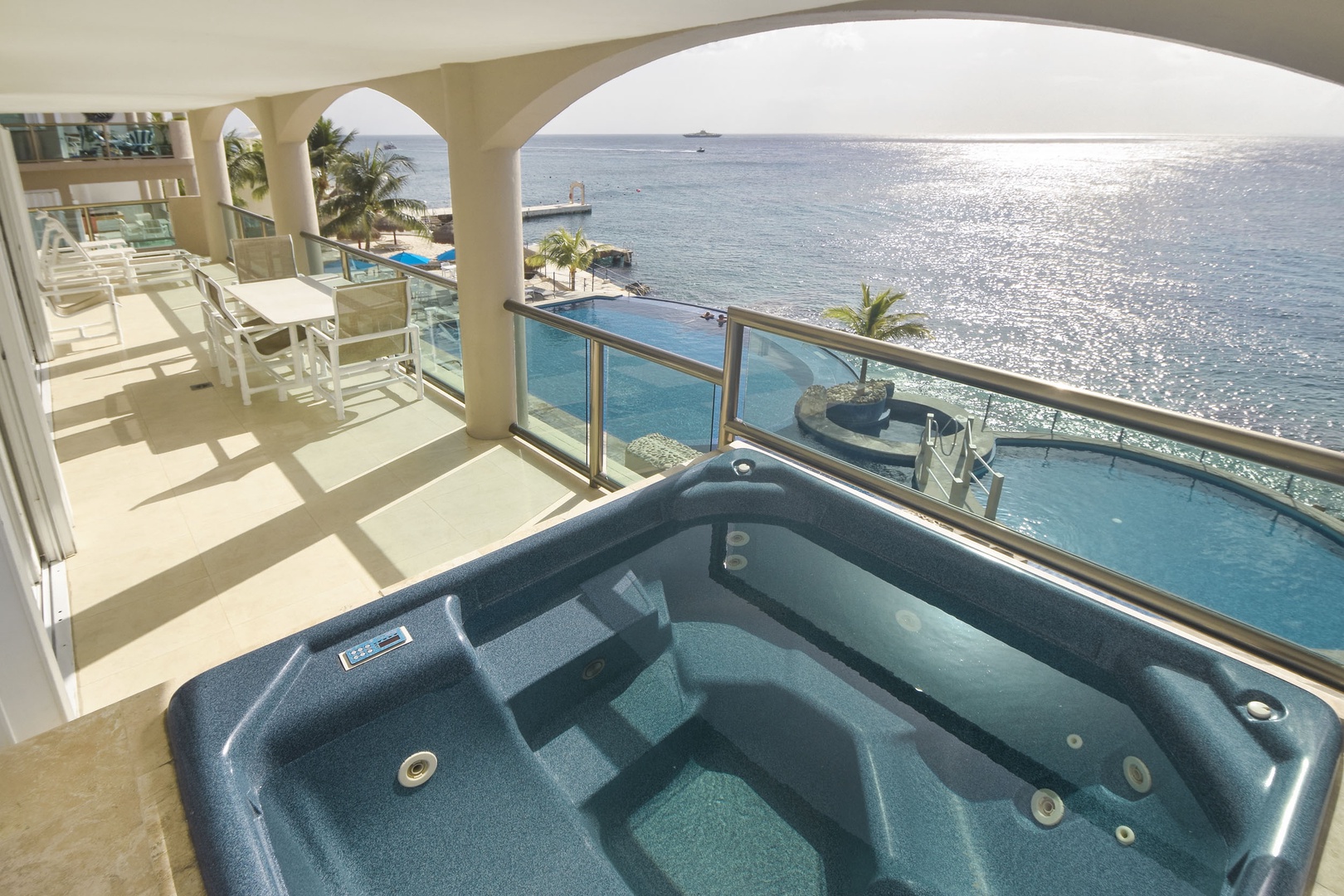 Stunning 4 Bd Caribbean Views/Sunsets