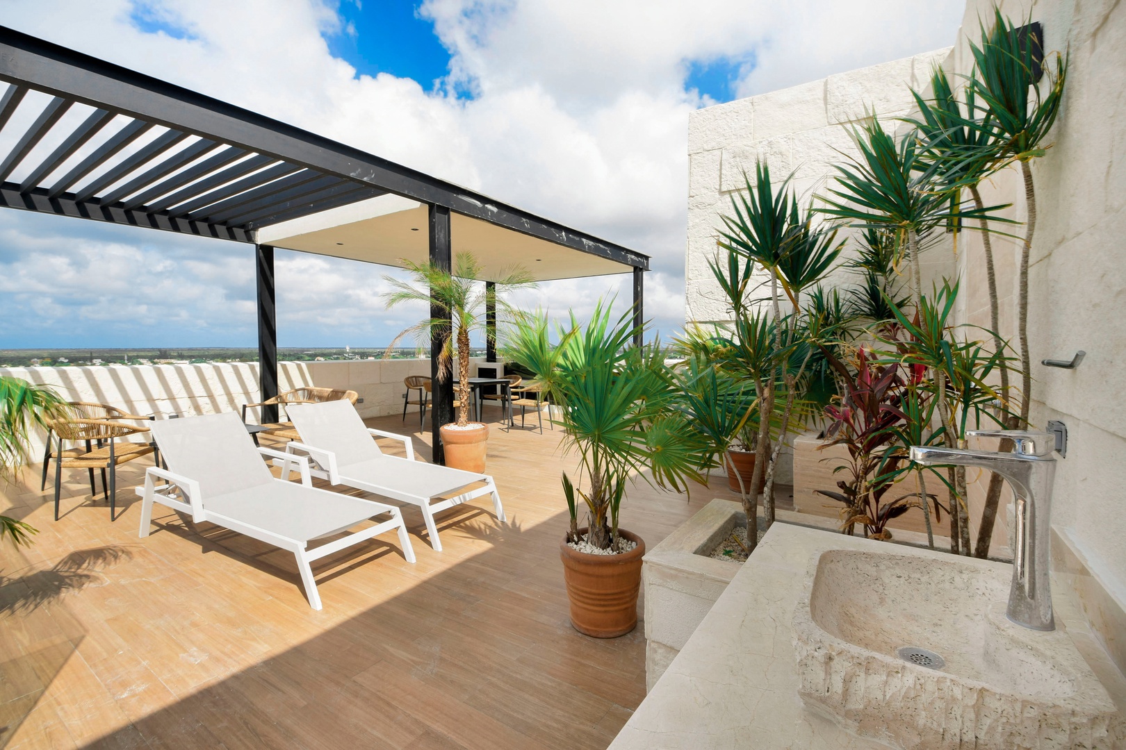 Heart of Cozumel w/ Rooftop Pool