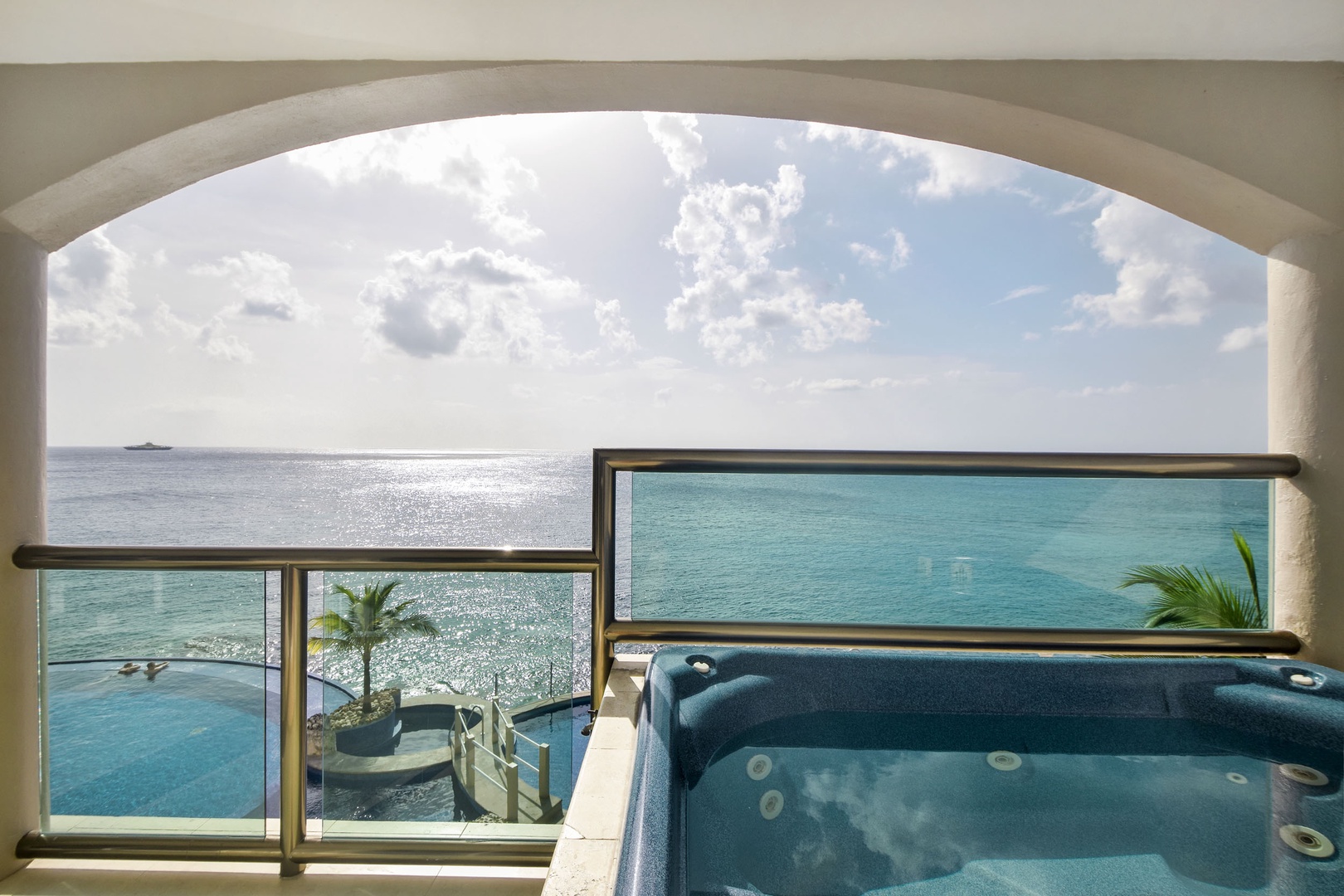 Stunning 4 Bd Caribbean Views/Sunsets