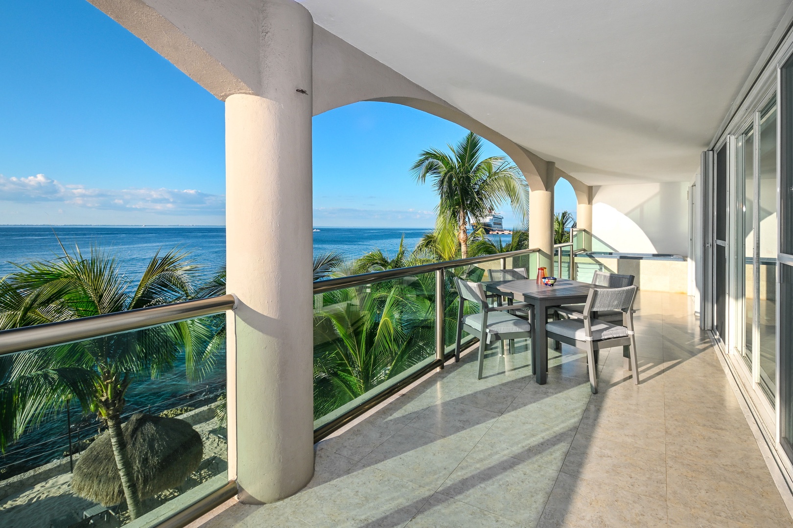 Private Terrace with Ocean Views El Cantil 3BN