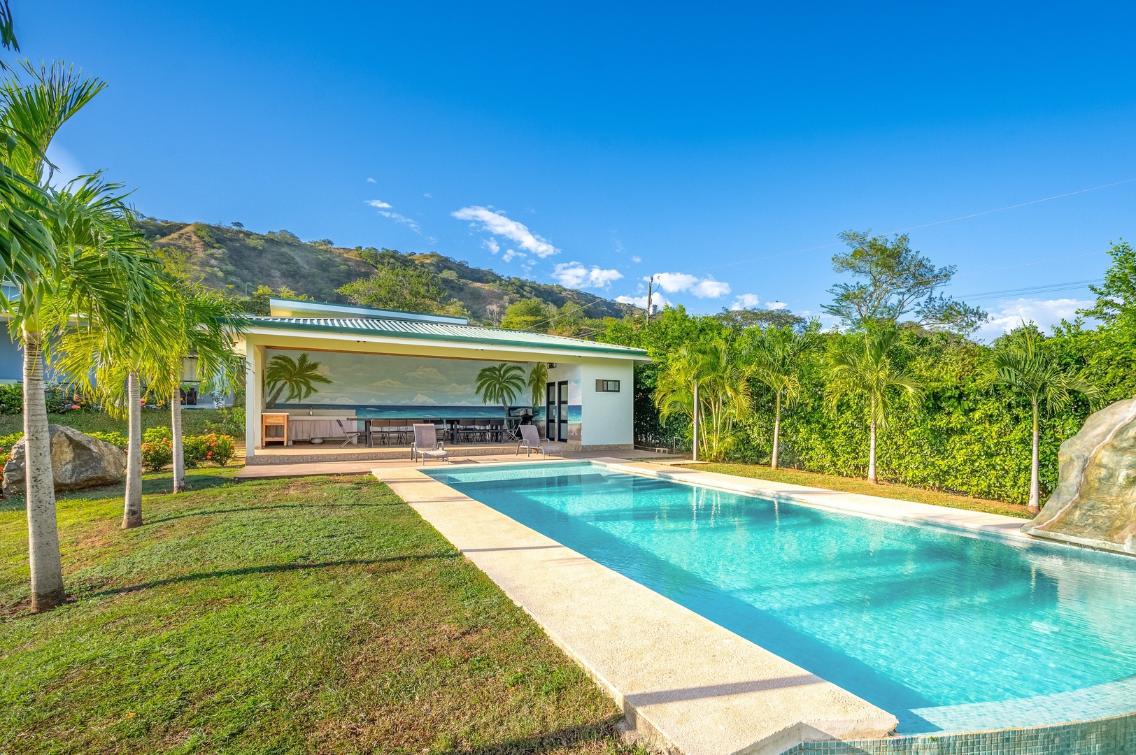 Villa Sol y Mar Shared Pool 2 miles to Beach