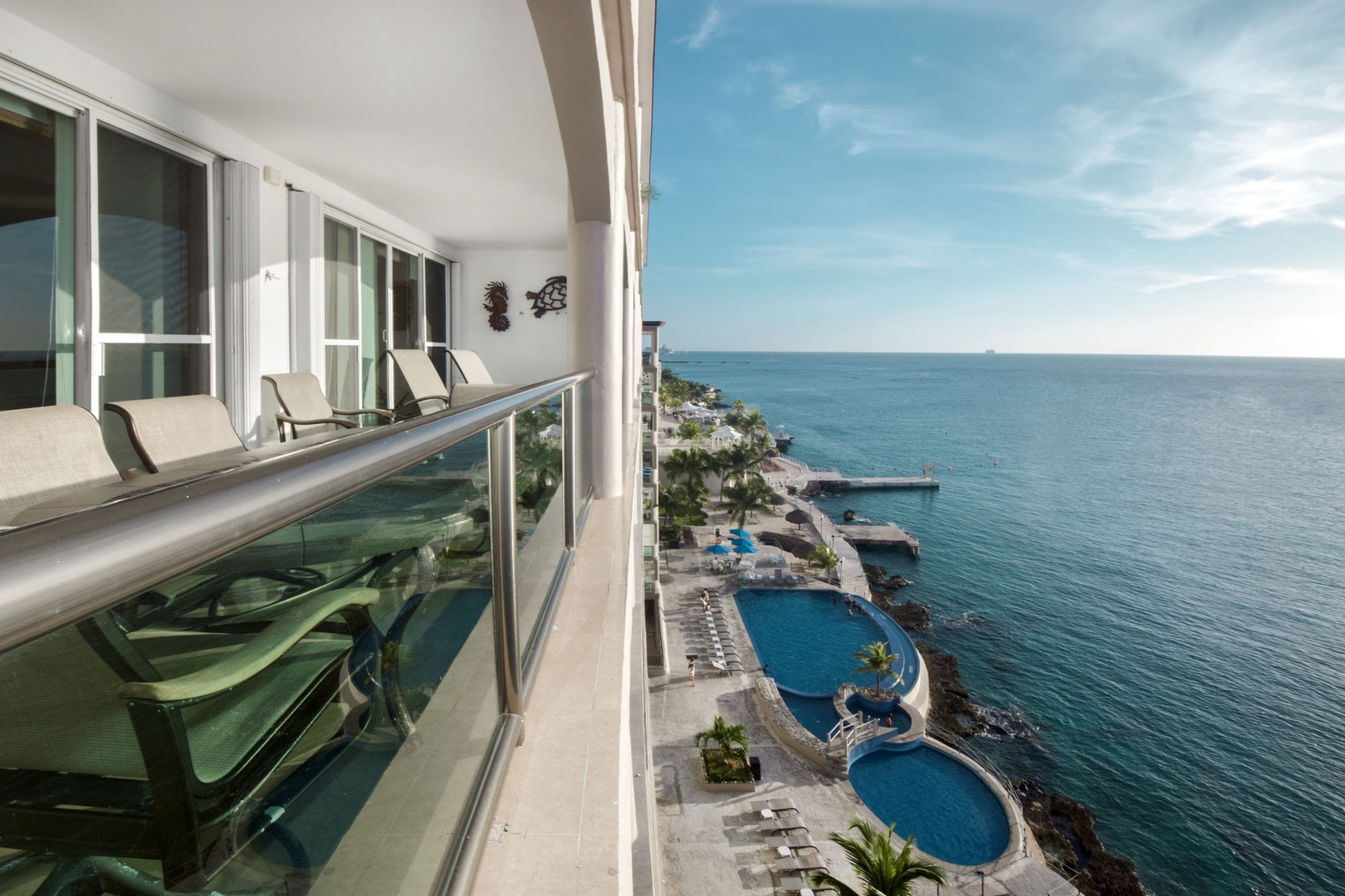 Luxury Penthouse with Incredible Ocean View and Sunsets! - Cantil PHCN