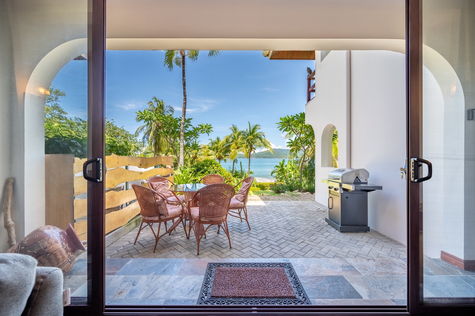 Cultural Charm and Ocean Views in Playa Flamingo