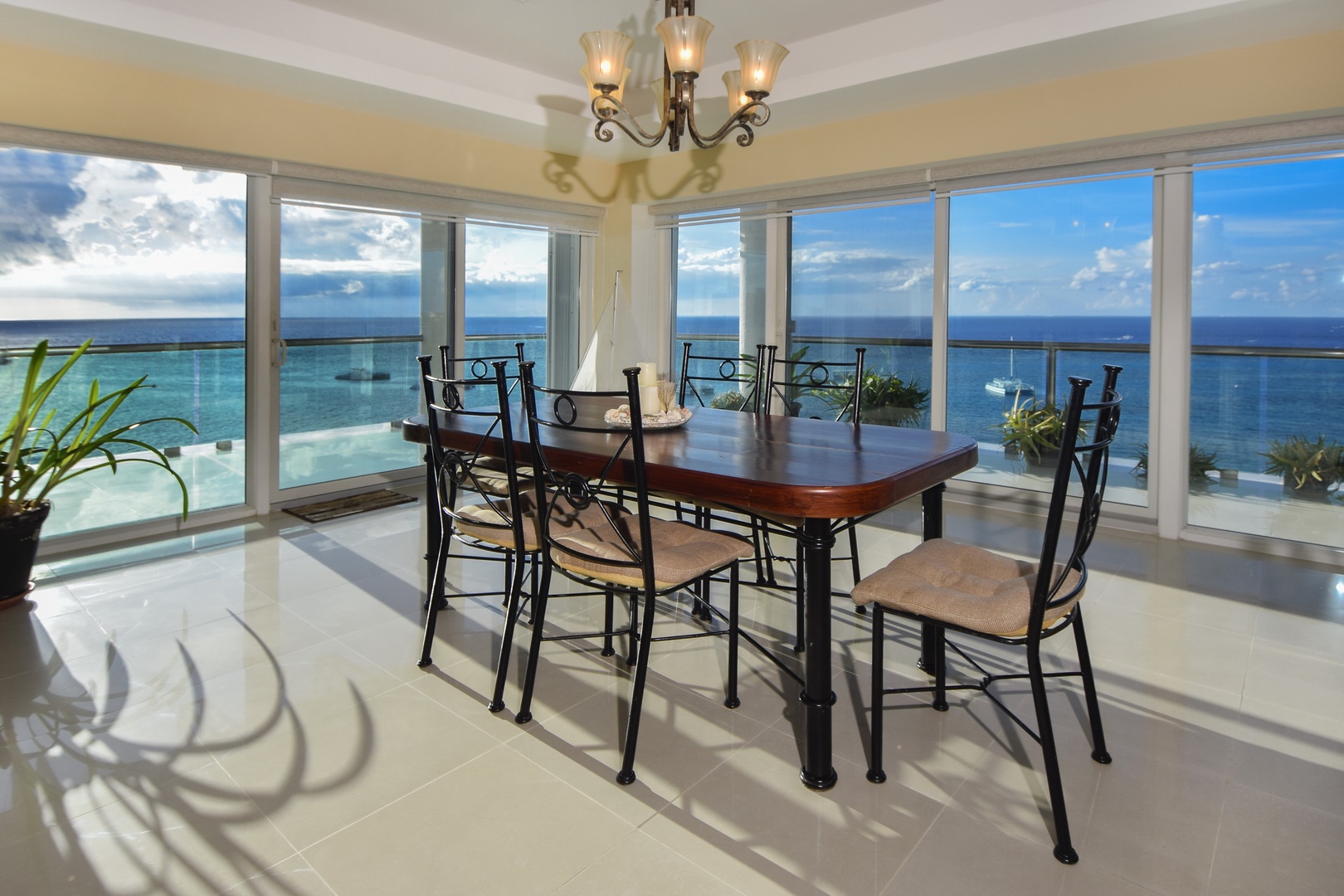 Luxurious Penthouse Condo in Cozumel