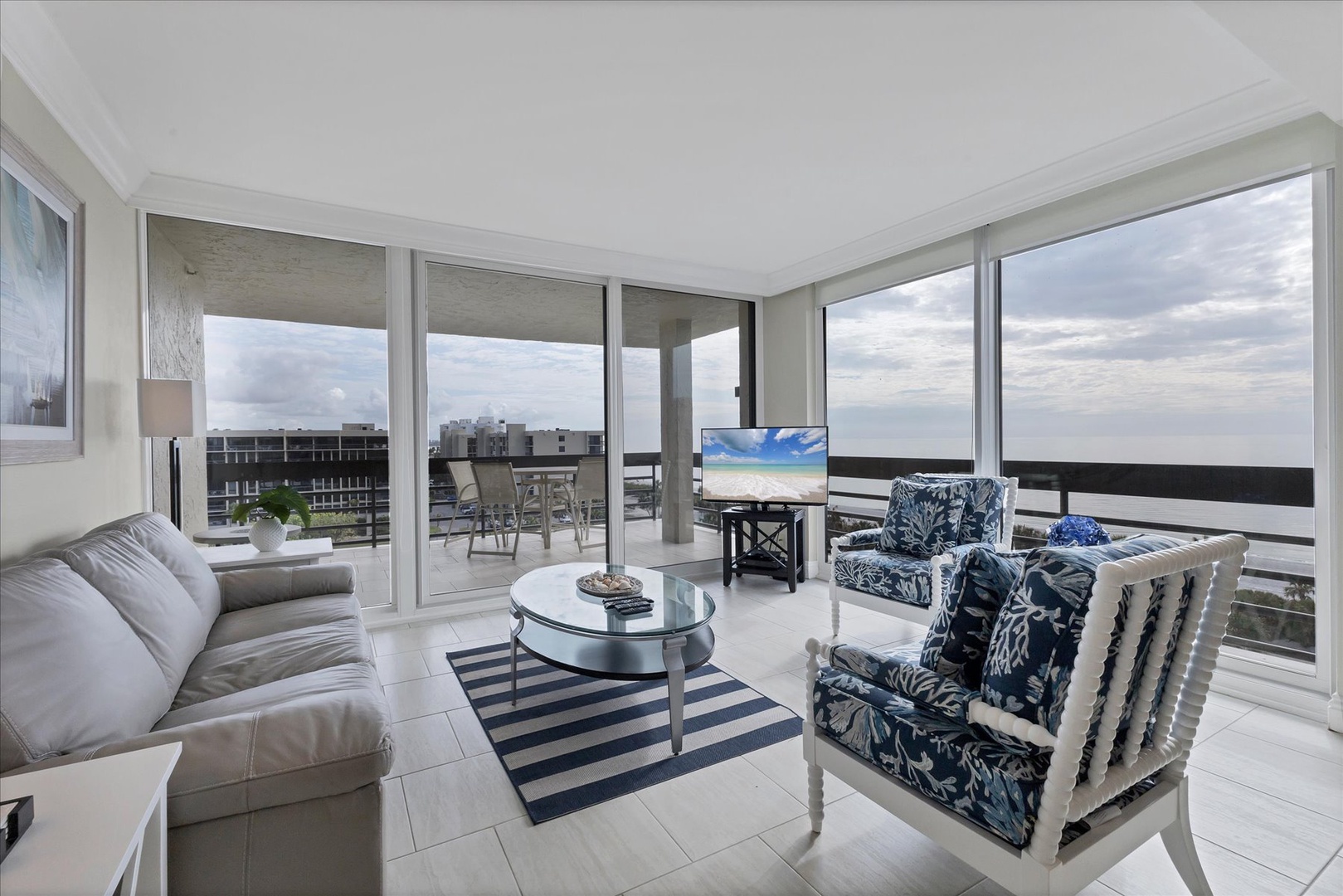 Beachplace 3 601 by FVC