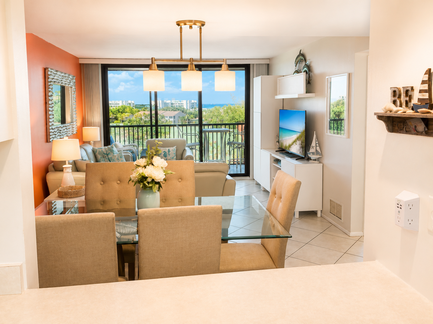 Seaplace M1-502 by FVC - Dining Room