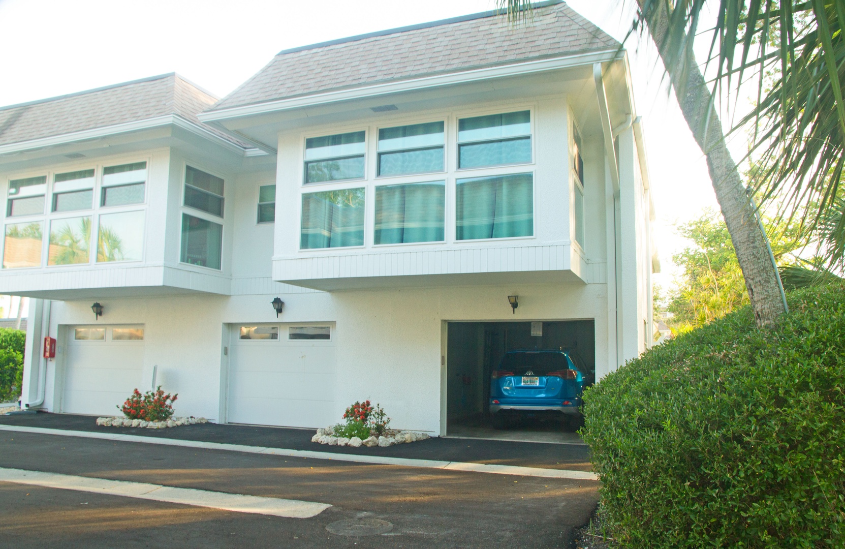 577 Sutton PL by FVC - Garage View